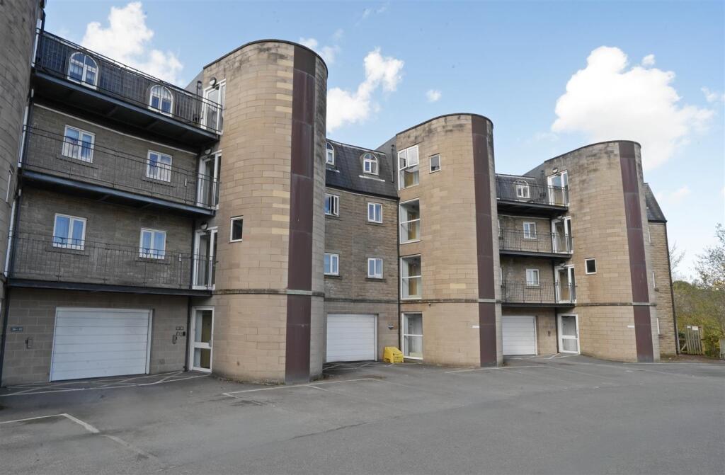 Main image of property: Ingwood Parade, WEST VALE