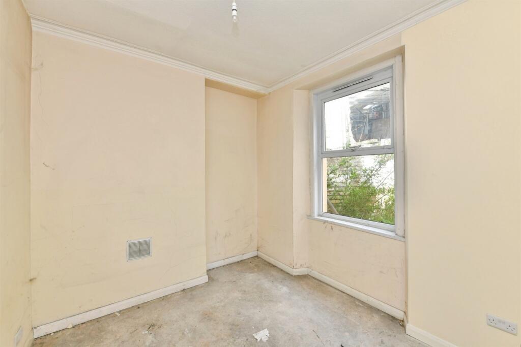 Apartment in Plymouth, Pennycomequick - View 5