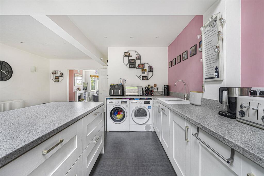 House in Dartford - More