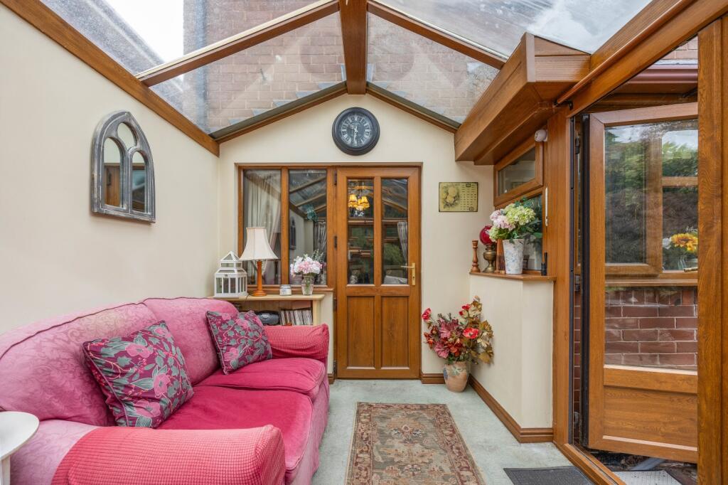 House in Walsall, West Midlands - View 3