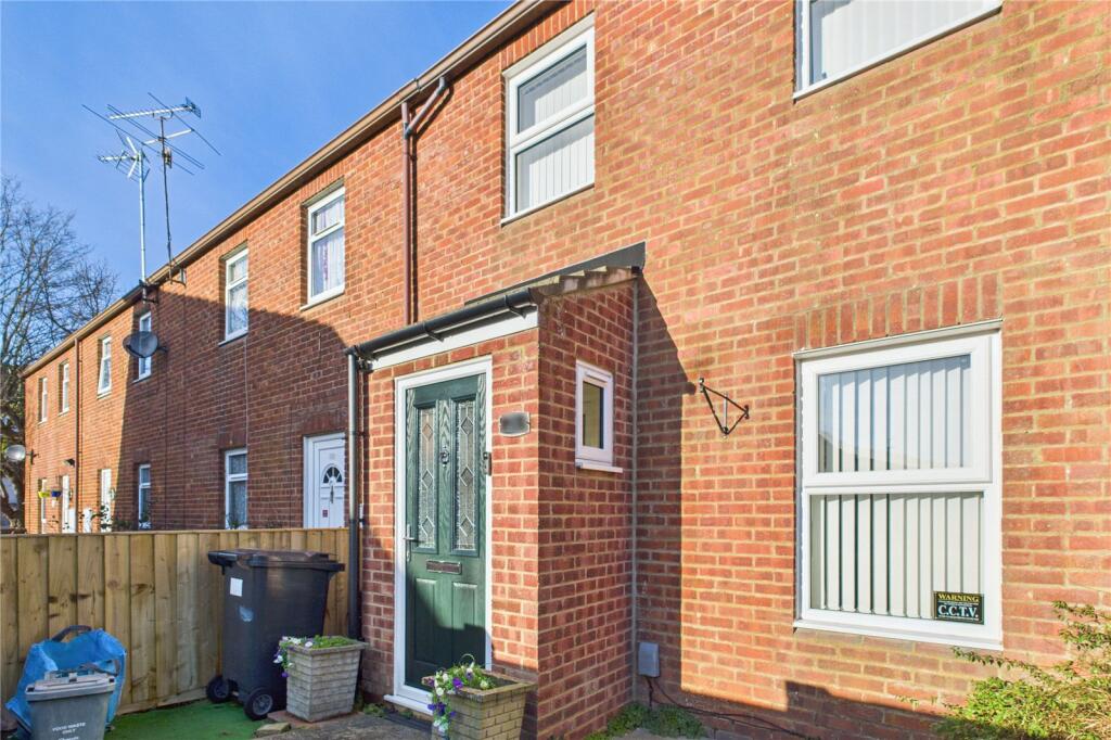 Main image of property: Hinton Street, Gorse Hill, Swindon, SN2