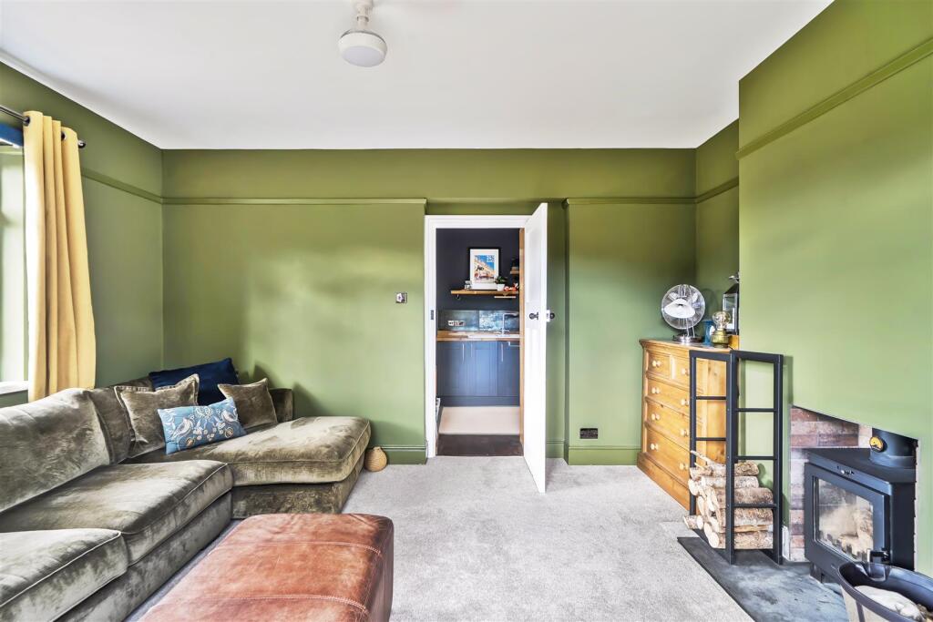 House in Swindon - View 3