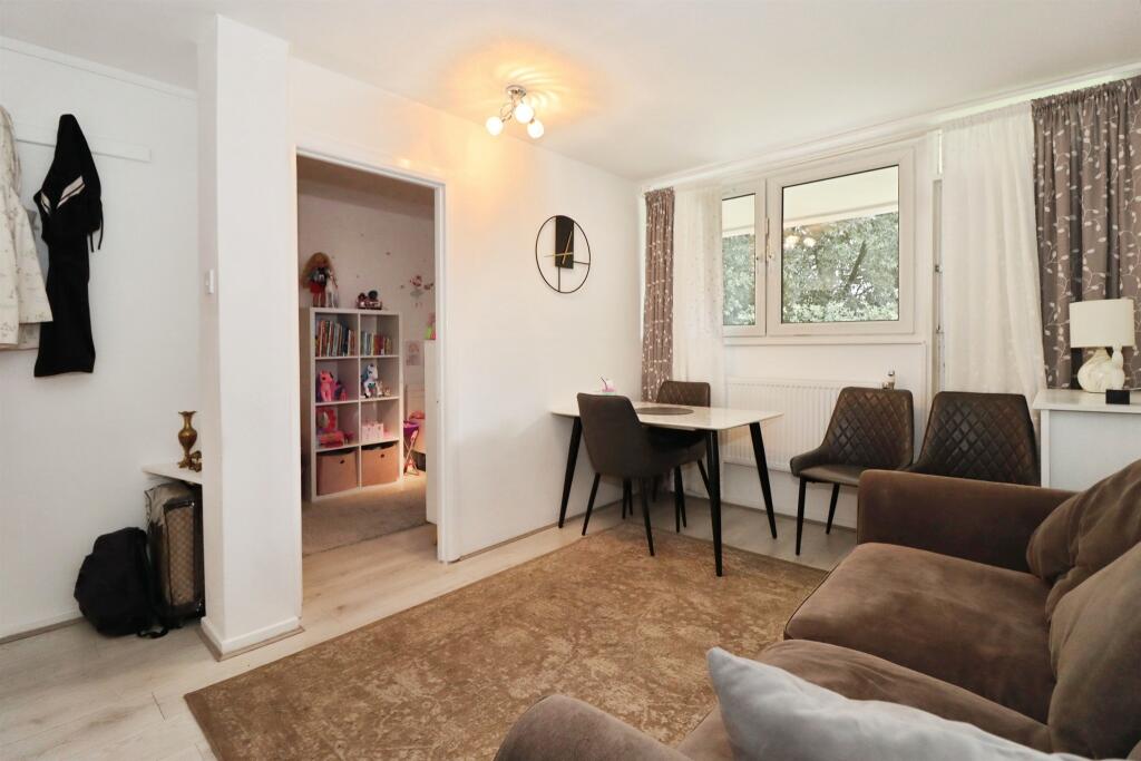 Apartment in Bristol - View 2