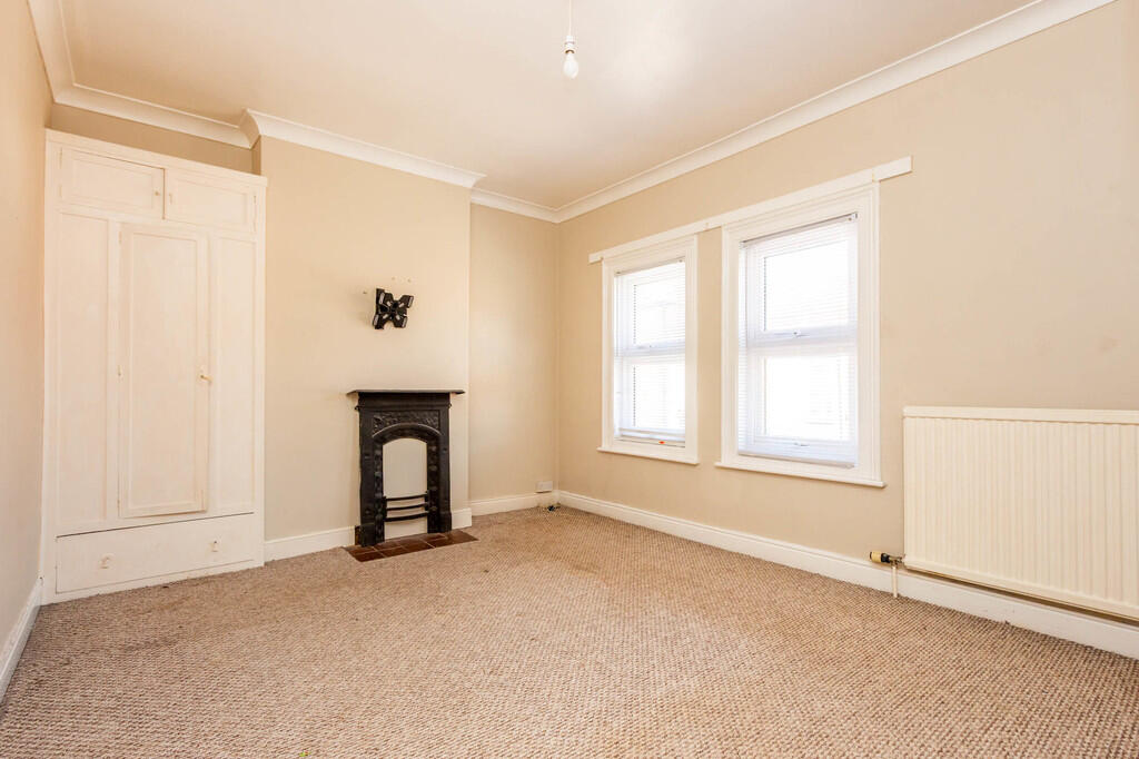 House in Rushden, North Northamptonshire - View 5