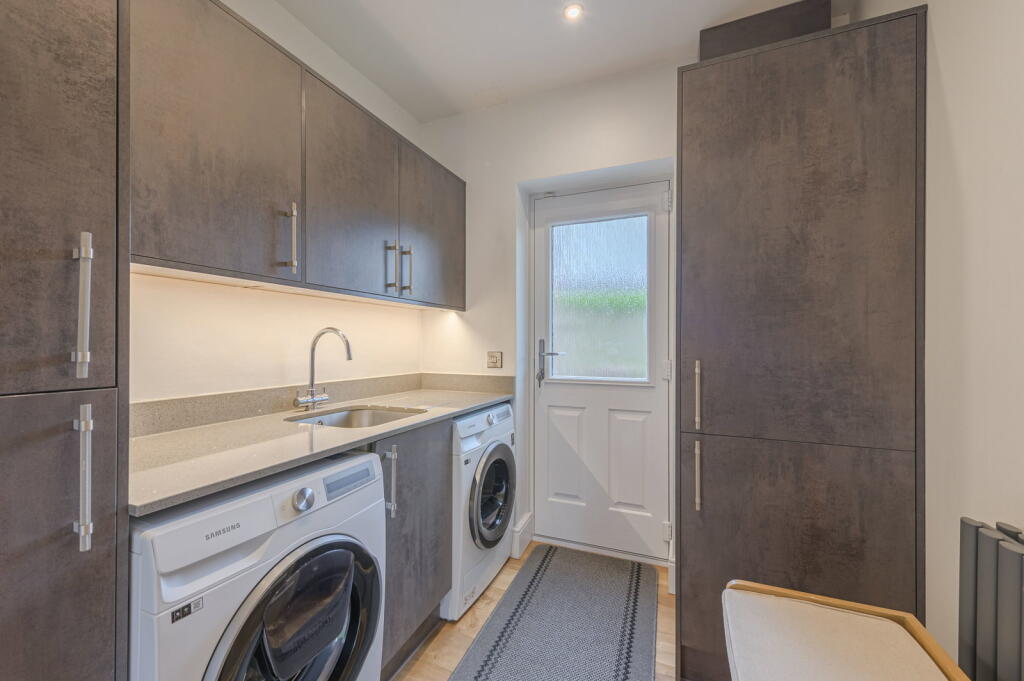 House in Lichfield, Alrewas - View 5