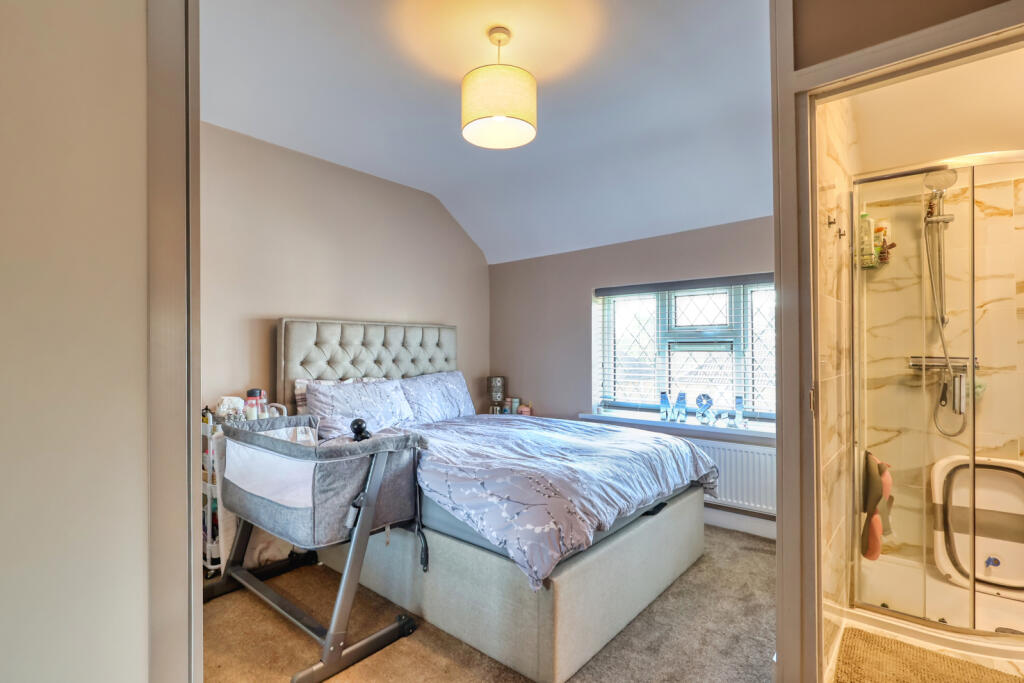 Spearing Road, High Wycombe, HP12 - View 6