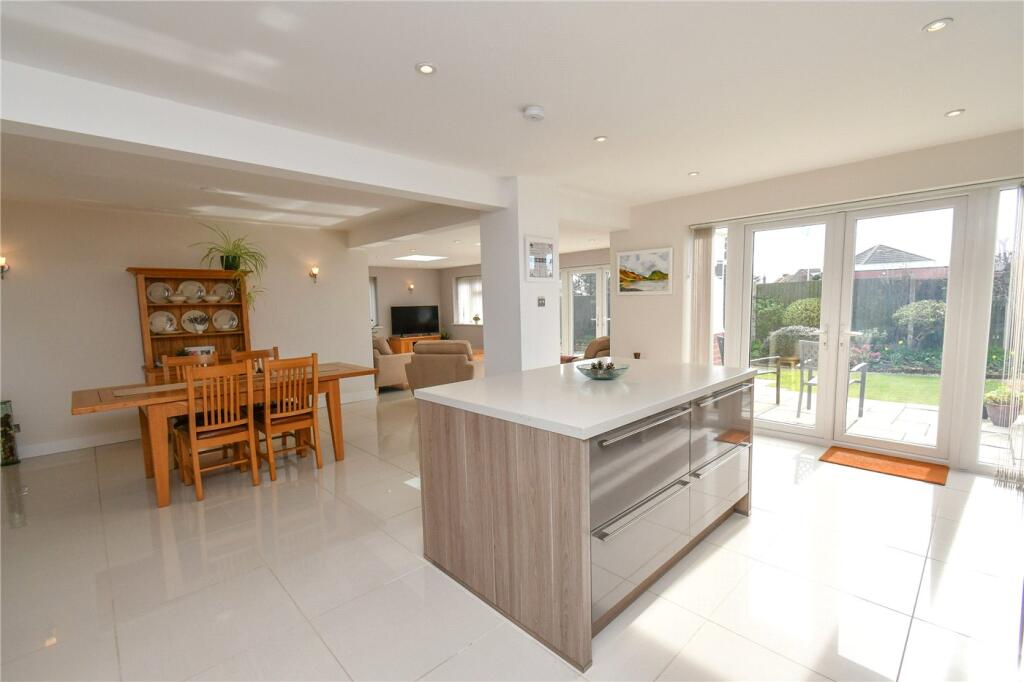 House in Wirral, Liverpool City Region - More