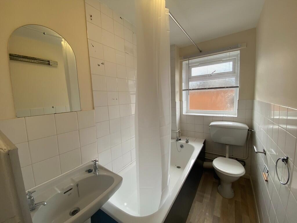 Apartment in Birmingham, Tyburn - View 5