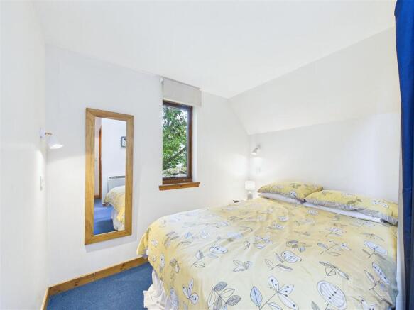 UFC Bedroom