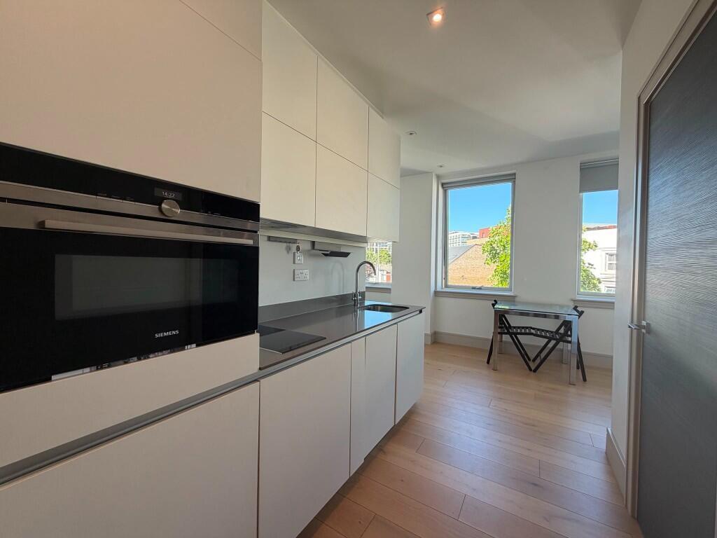Apartment in Kingston upon Thames
