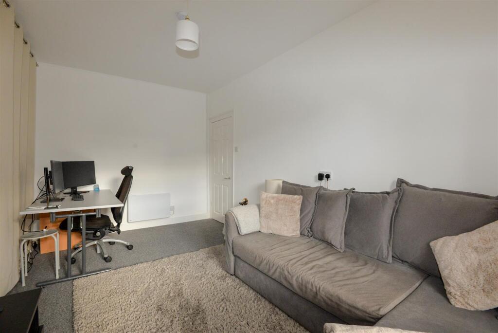 Apartment in Puriton, Somerset - View 3