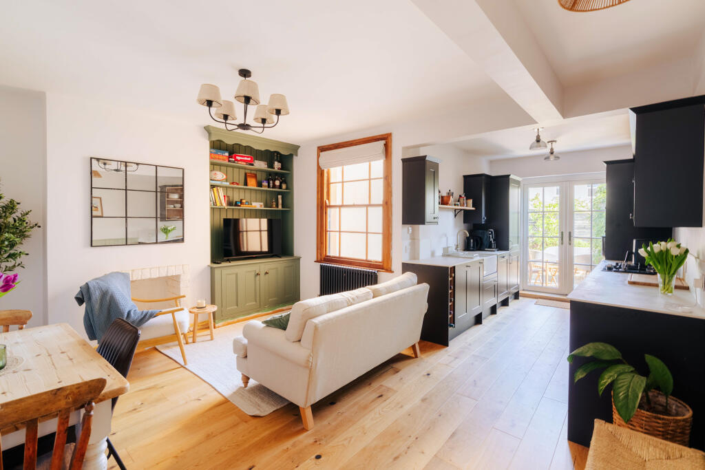 Main image of property: Mount Pleasant Terrace, Southville, Bristol