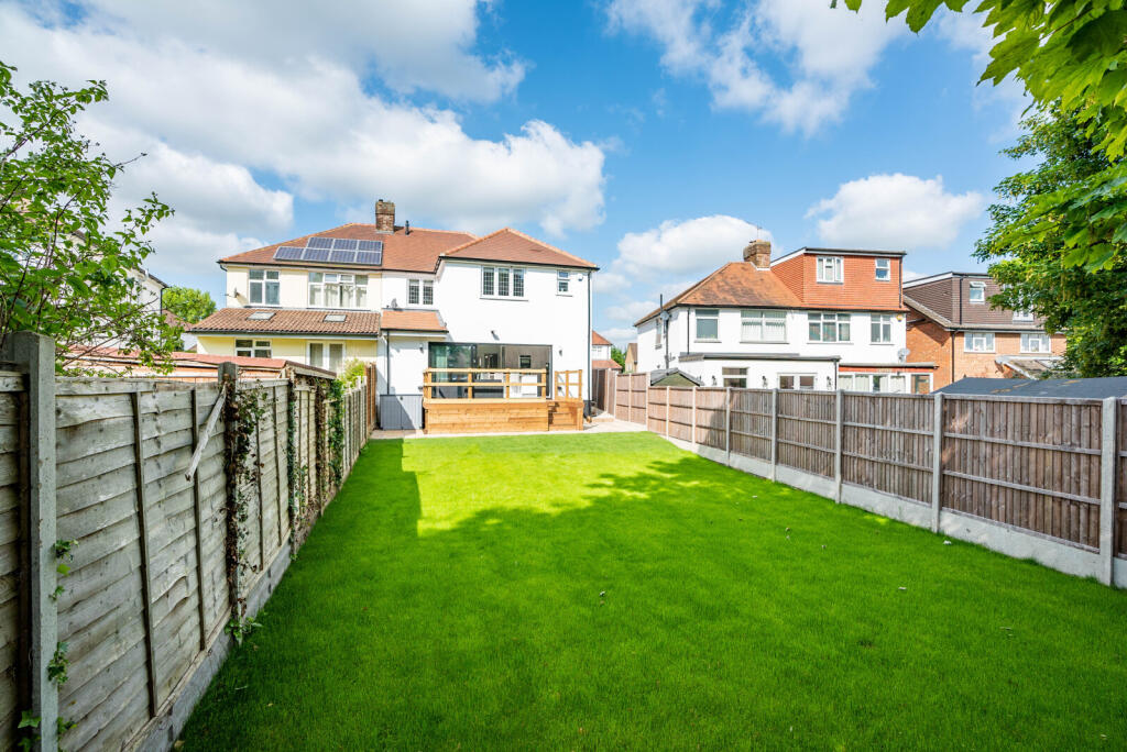 Additional image 13 of Tavistock Avenue, St. Albans, Hertfordshire, AL1