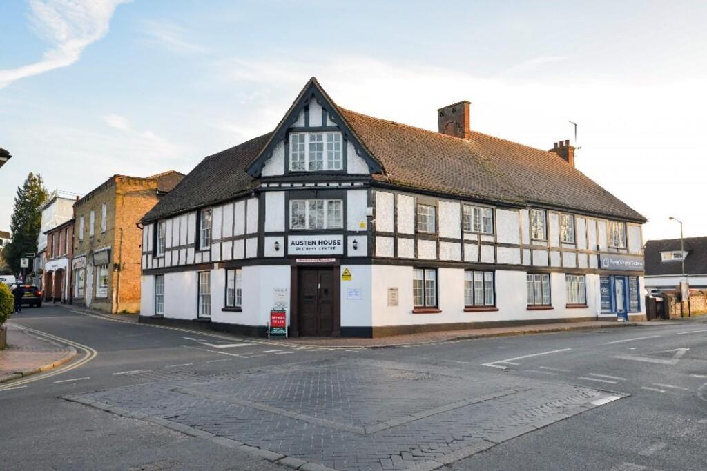 Main image of property: High Street, Great Bookham