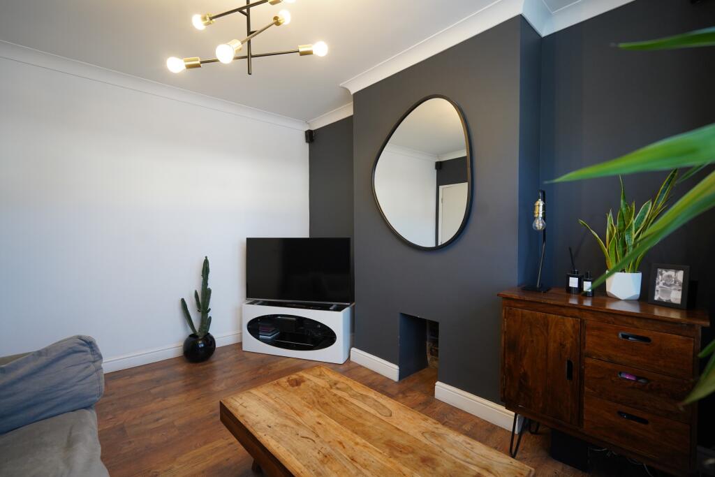 House in Nottingham - View 2