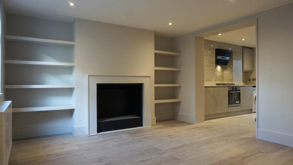 Apartment in London - More