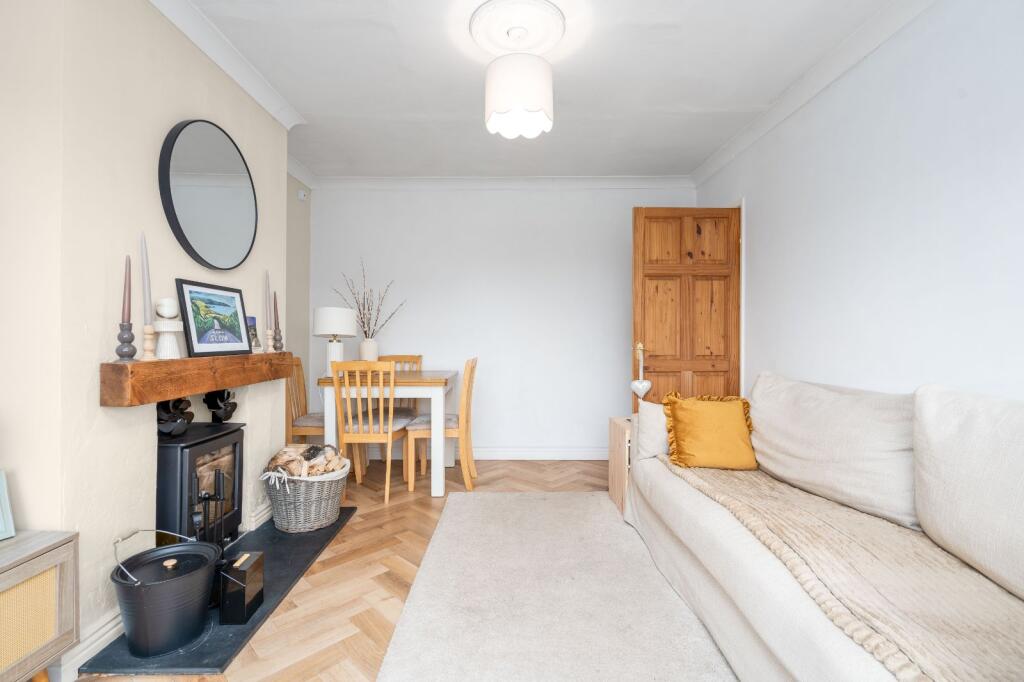 Thornholme Road, Marple, SK6 photo 3