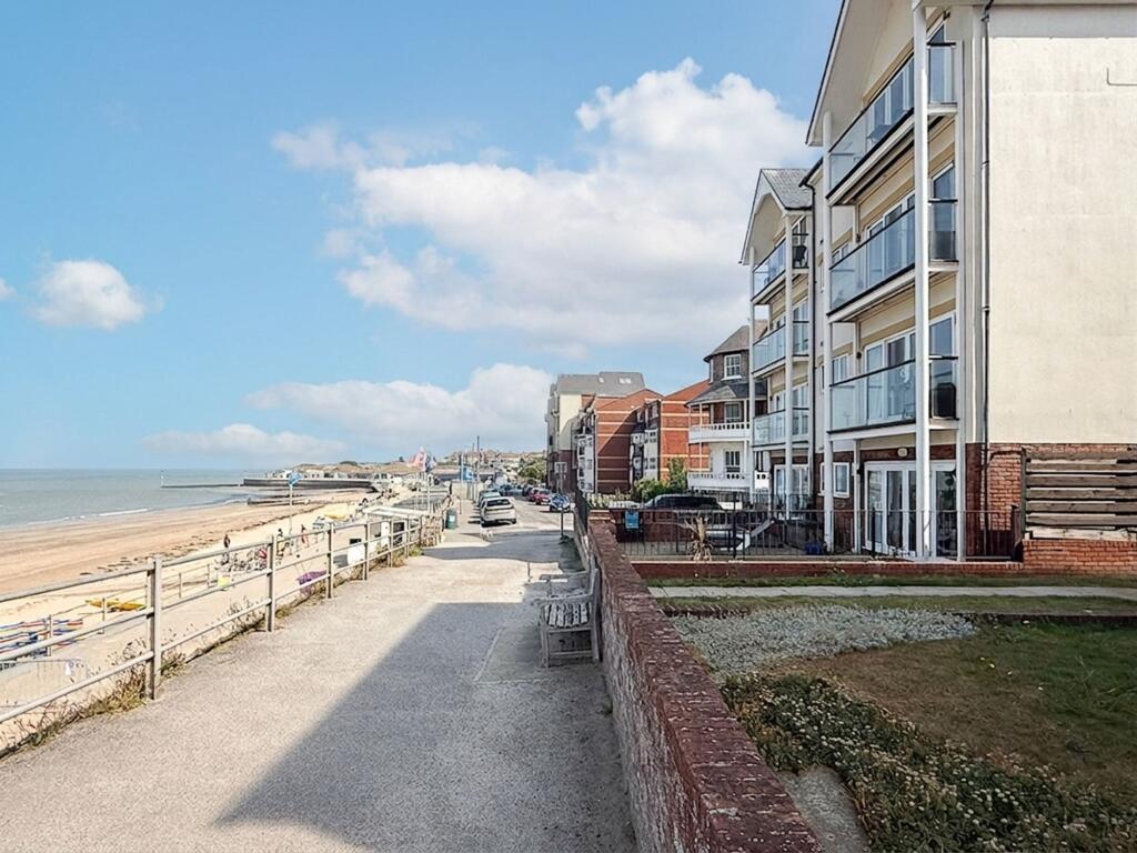 Apartment in Thanet, Westgate-on-Sea - View 4