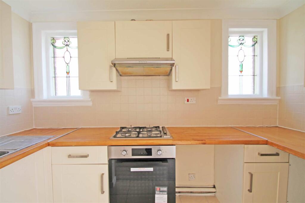 Apartment in Brighton - View 4