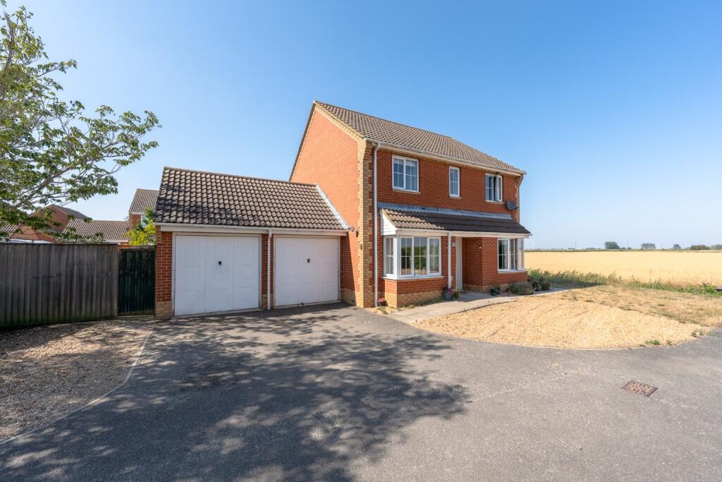 Main image of property: Drovers Close, Ramsey Mereside, Ramsey, Huntingdon, Cambridgeshire, PE26 2UH