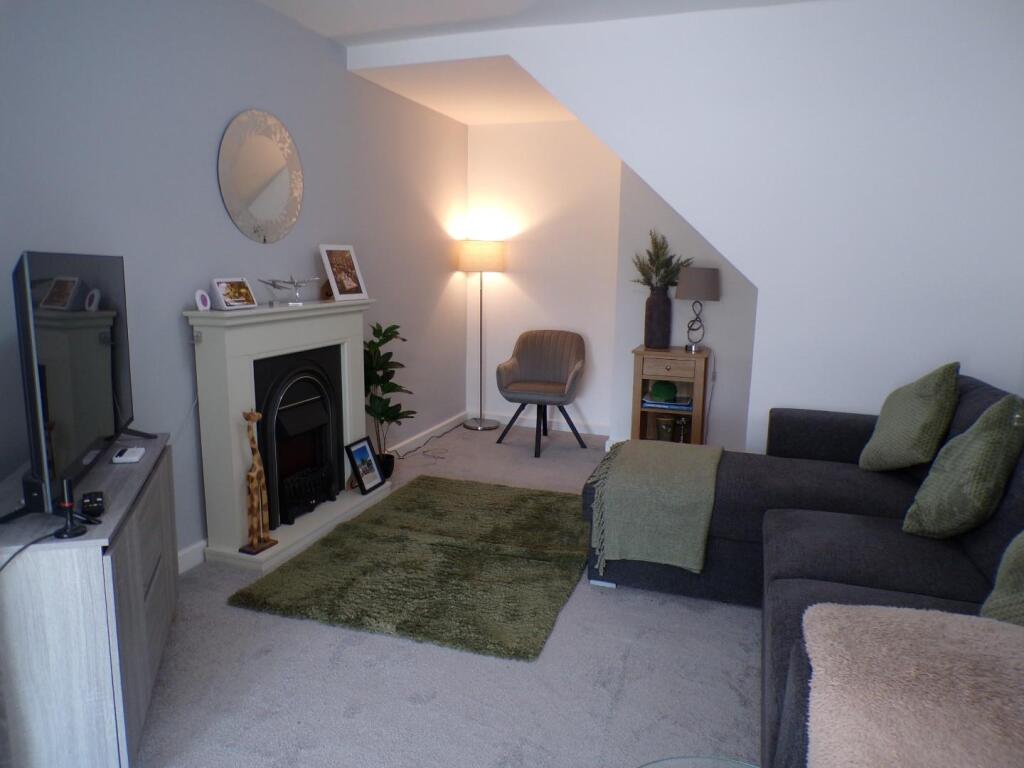 Cosgrove Crescent, Failsworth, Manchester photo 2