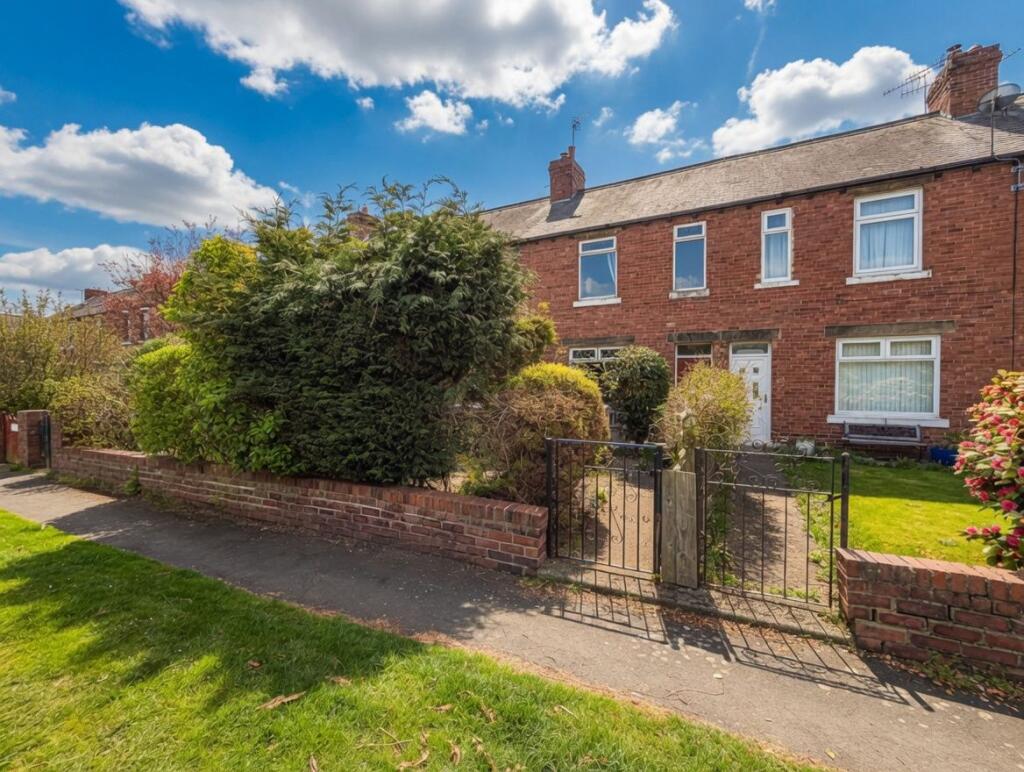 3-bed terraced on West View, Burnopfield, Newcastle upon Tyne, £120,000
