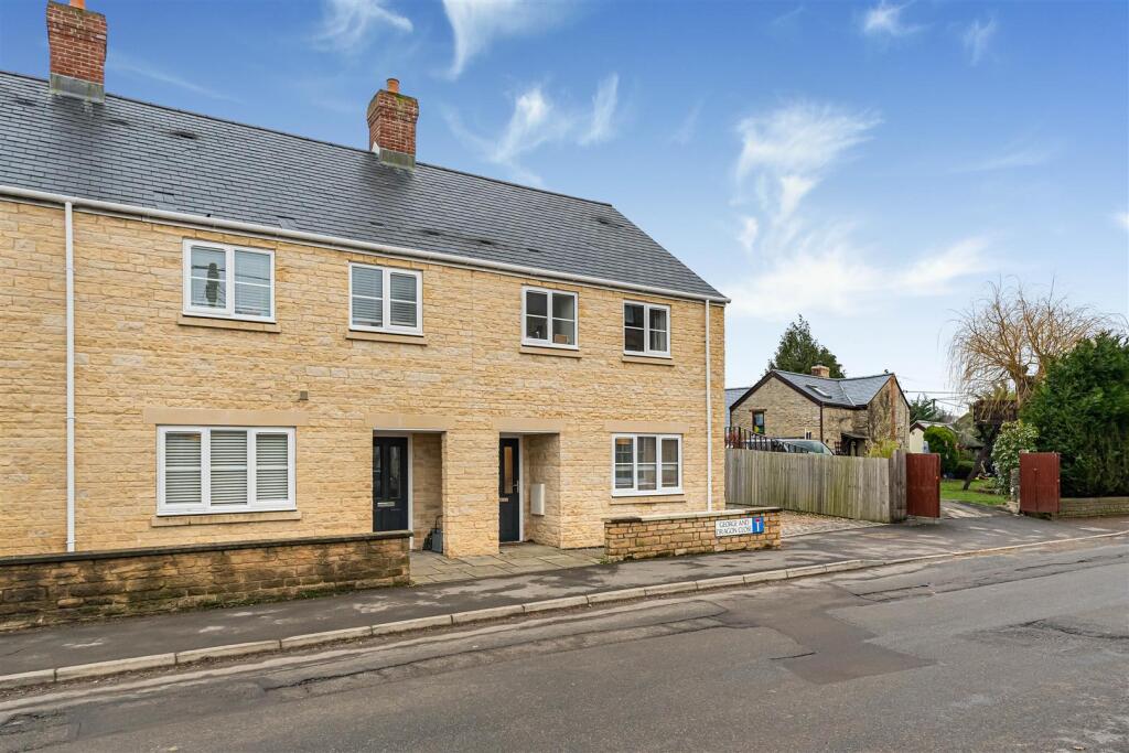 Main image of property: George And Dragon Close, Fritwell, Bicester