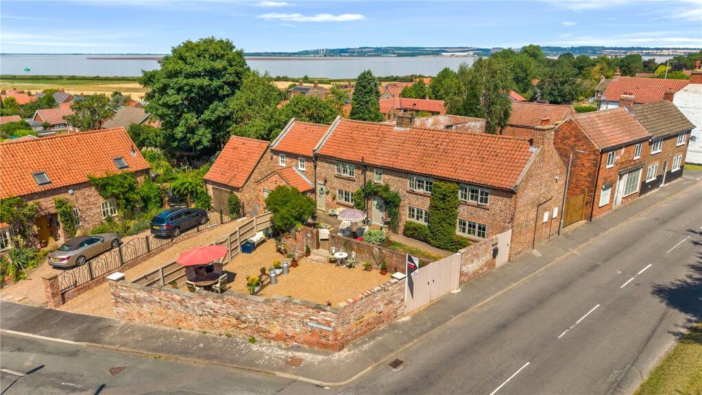House in South Ferriby, North Lincolnshire - View 5