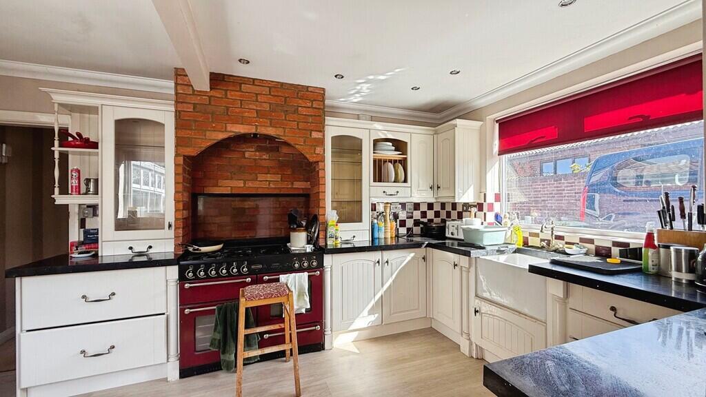 Newtown, Westbury photo 5