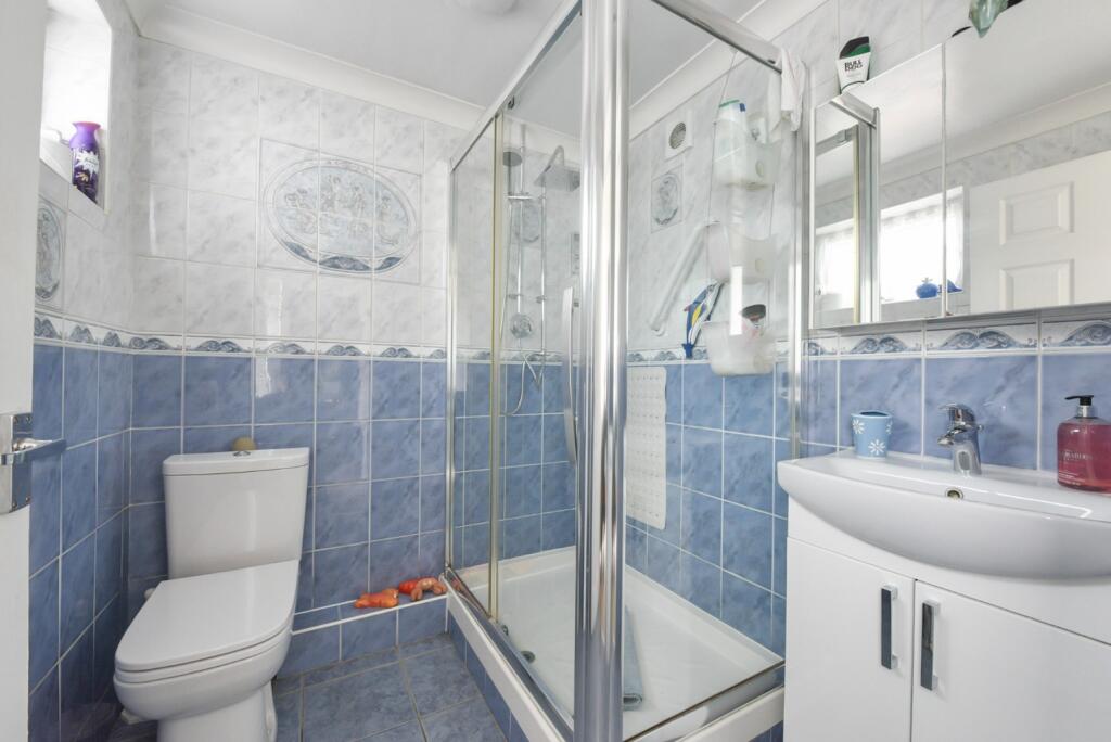 House in Dartford, Stone - View 5