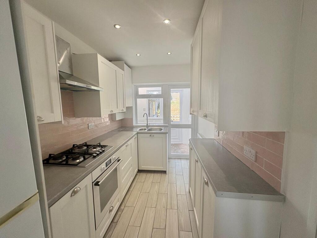 Main image of property: Hill Crest Grove, Kingstanding. B44