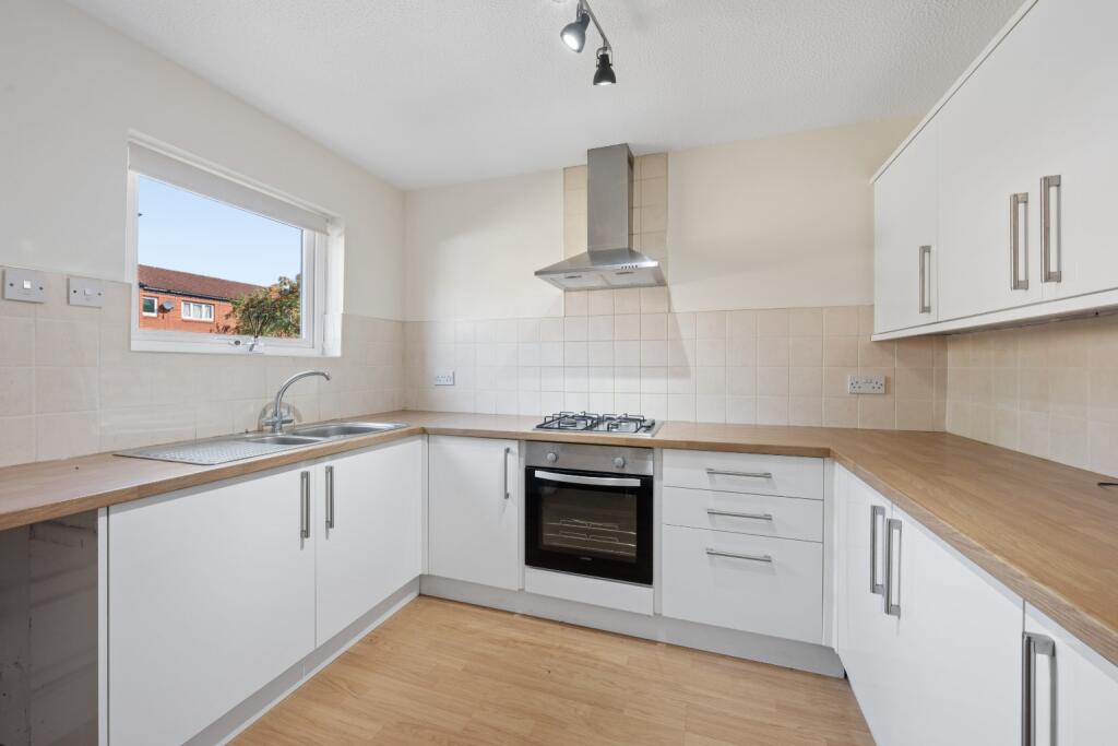 House in Warrington, Oakwood, Birchwood - View 4