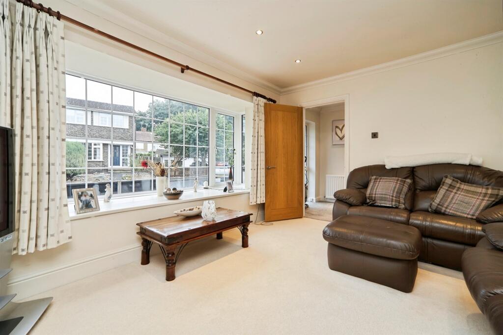 House in Leeds, West Yorkshire - View 2