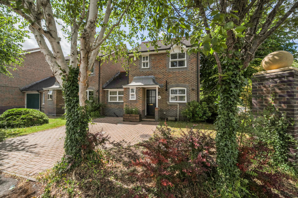Main image of property: Kennet Way, Hungerford, RG17