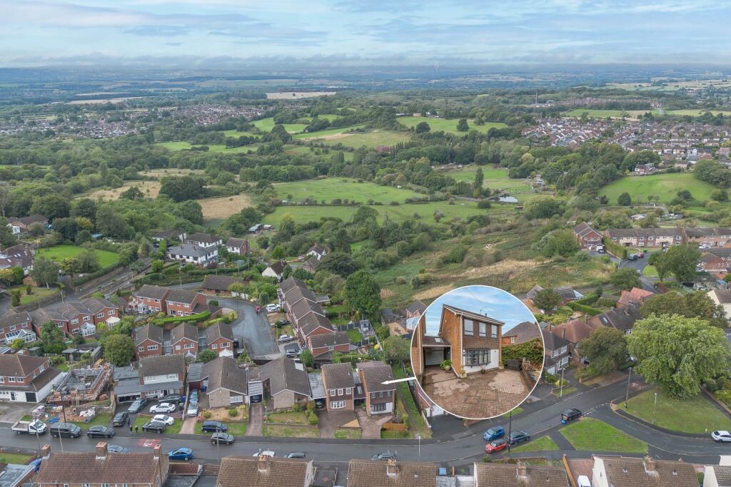 House in Dudley, West Midlands - View 3