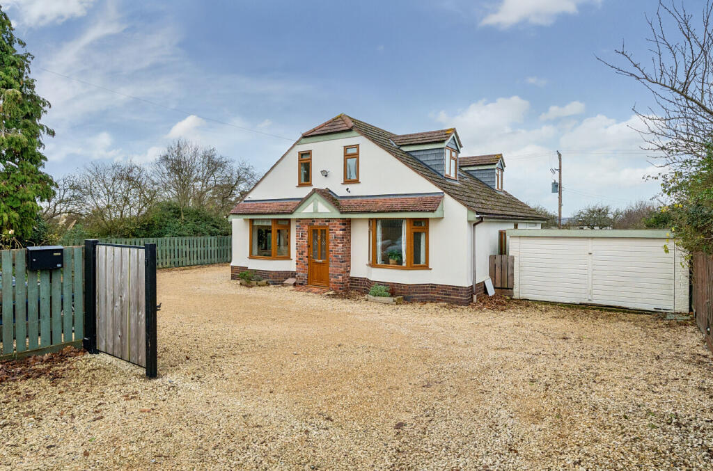 Main image of property: Eckington Road, Bredon, Tewkesbury