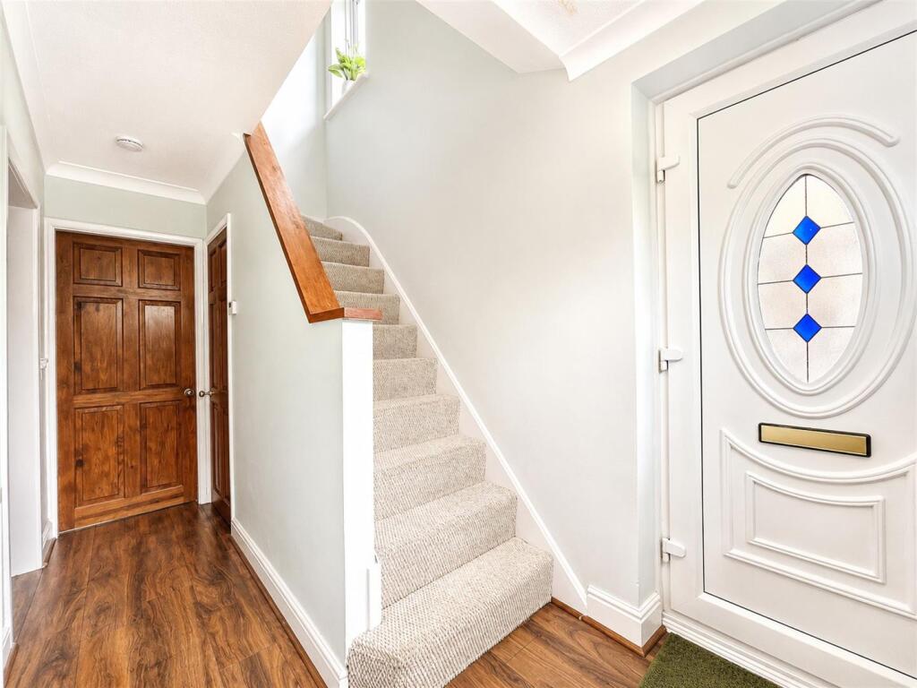 House in Dudley, West Midlands - View 2