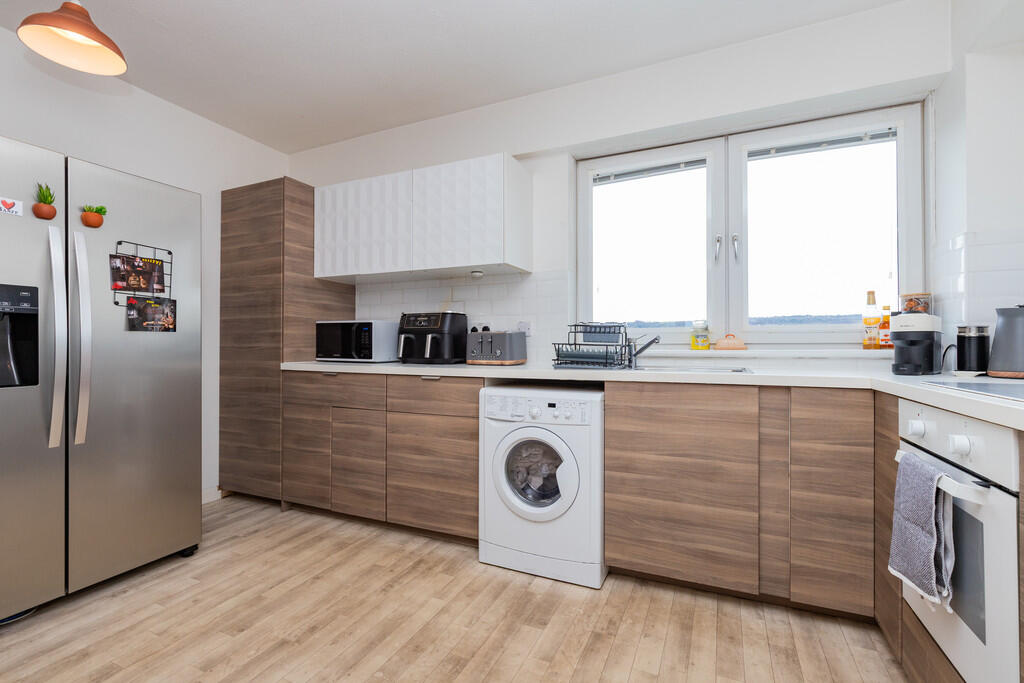 Apartment in Rutherglen, Clincarthill - More
