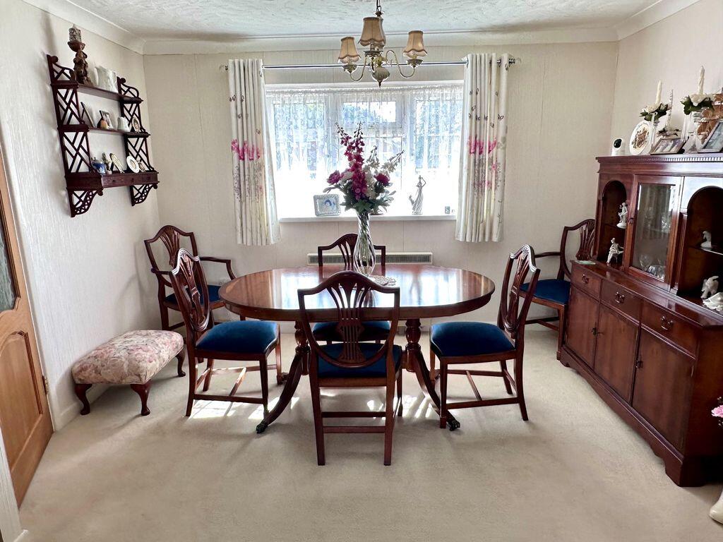 Apartment in Havant, Hampshire - View 4