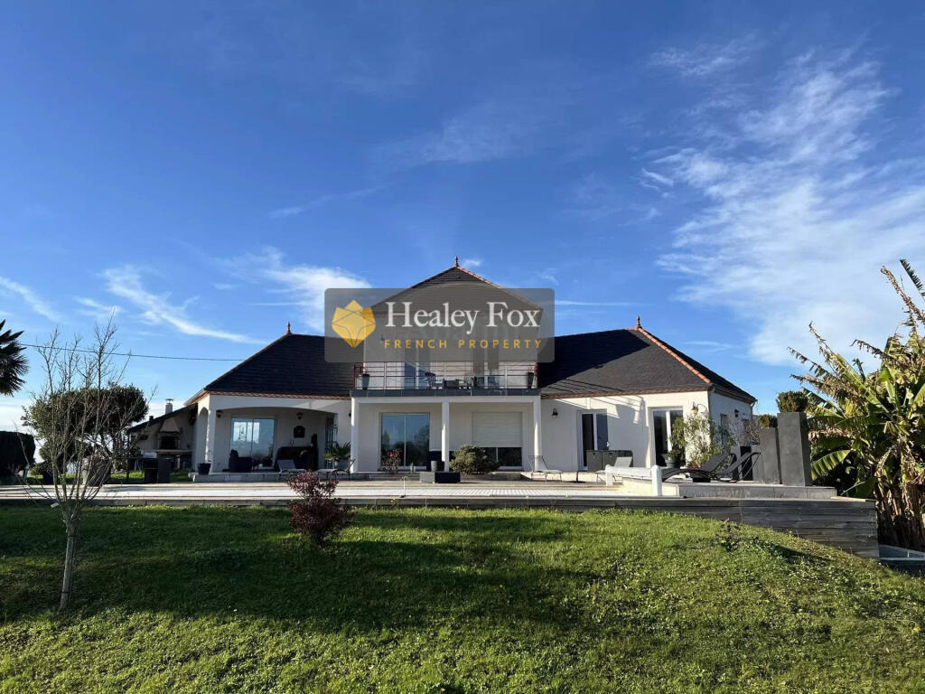 Main image of property: Nay, Aquitaine, 64800, France