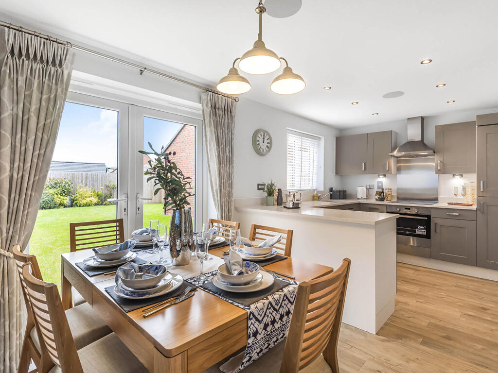 Main image of property: Higham Lane,
Nuneaton,
CV11 6BD