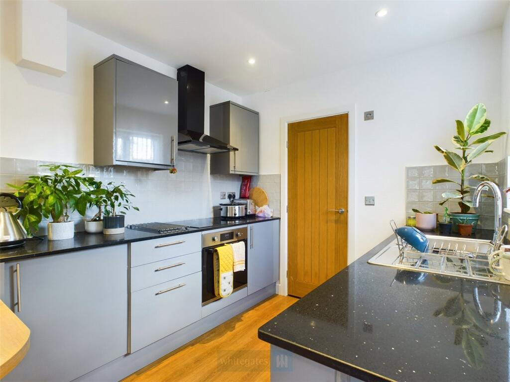 Main image of property: Gwenbrook Road, Beeston, Nottingham, Nottinghamshire, NG9