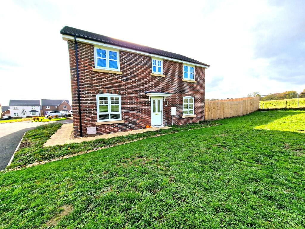 Main image of property: Ffordd Cae'r Ywen, Blackwood, Caerphilly (County of), NP12