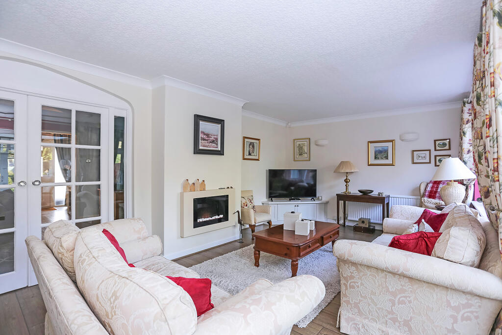House in Solihull, Hampton-in-Arden - More