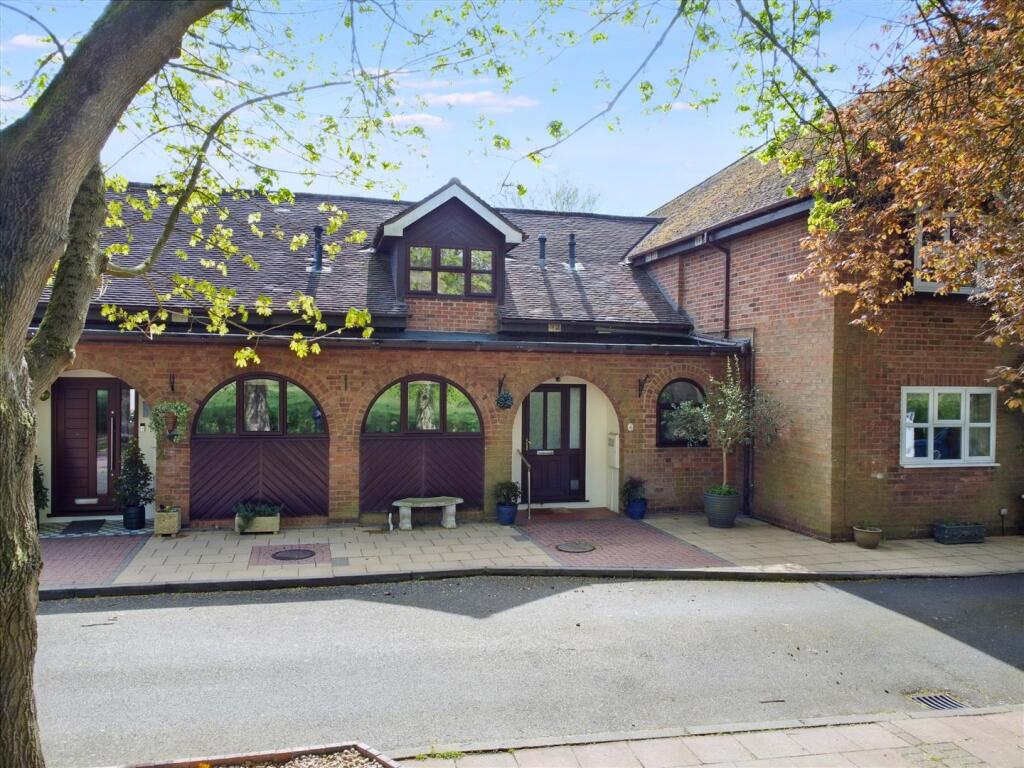 2-bed terraced on Maple Cottages, Risley, £200,000
