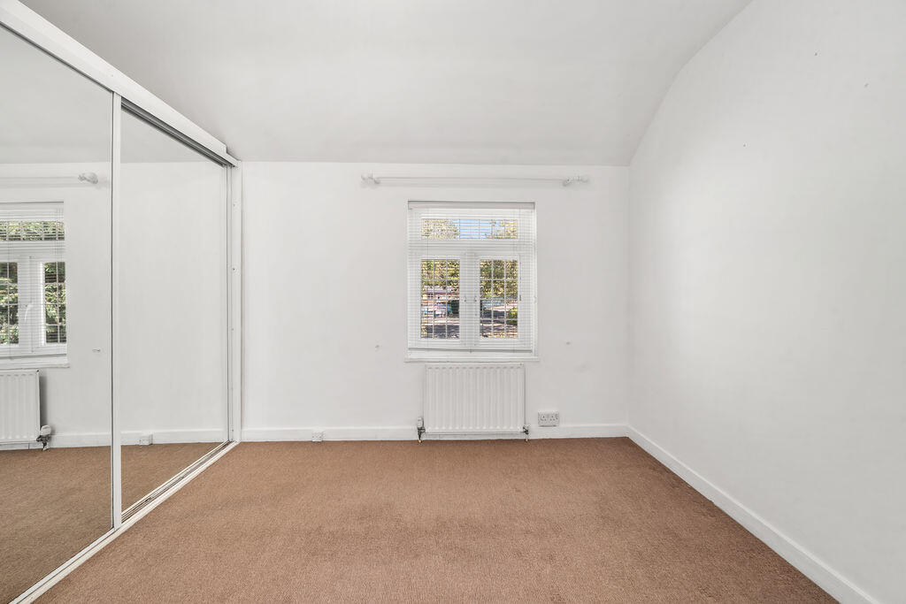 House in Kingston upon Thames - View 5