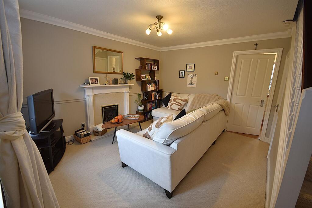 Shelbourne Mews, Macclesfield, SK10 photo 2