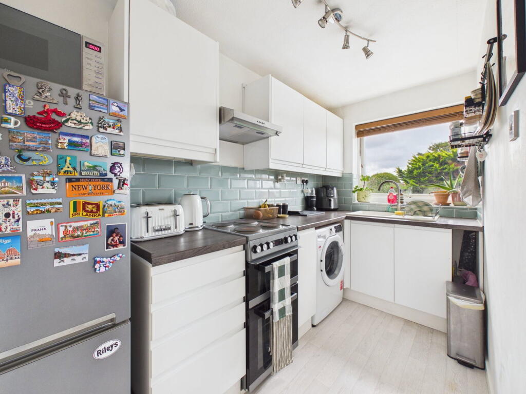 Apartment in Brighton - More