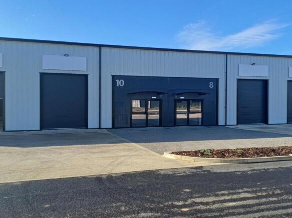 Photo 4