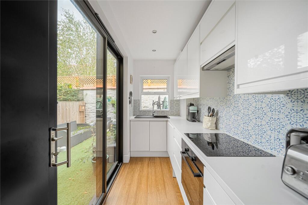 House in London - View 4